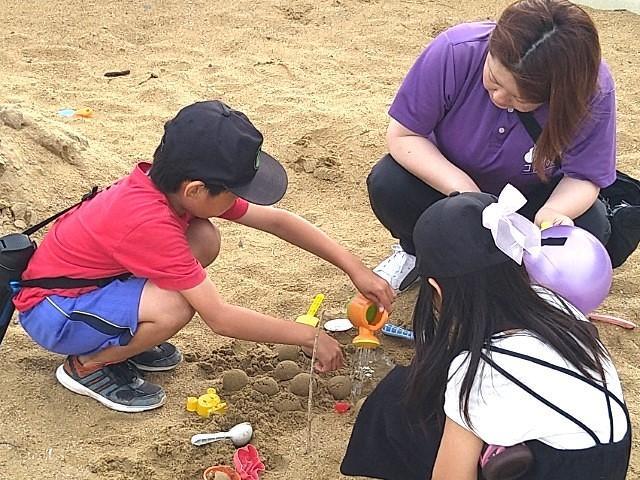 【保育士】⽉給19万円〜/放課後等デイサービス/⼟⽇休み◎/残業少なめ/年齢・学歴不問/未経験可/英語を使った独自レッスンと多彩なプログラムが魅力♪/正社員/資格必須の写真6枚目