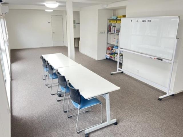 【保育士】多機能型施設/正社員/資格必須/月給20万円～/残業ほぼなし/経験者優遇/全国展開中の大手FC◎/多数の有資格者在籍！成長できる施設です♪