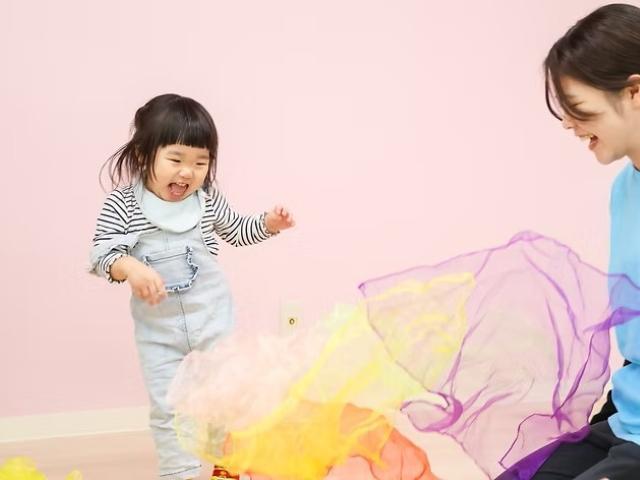 【保育士】多機能型施設/正社員/資格必須/月給20万円～/土日祝休み/残業ほぼなし/未経験可/脳科学に基づいた発育ダンスや右脳教育を実施◎の写真5枚目