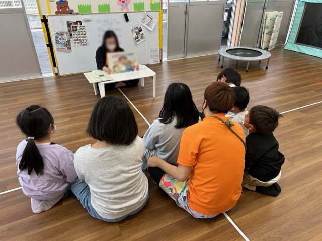 【児童指導員】放課後等デイサービス/土日休み/残業ほぼなし◎/特色のない自由な支援と環境が特徴です♪/月給22万円～/正社員/資格必須の写真1枚目