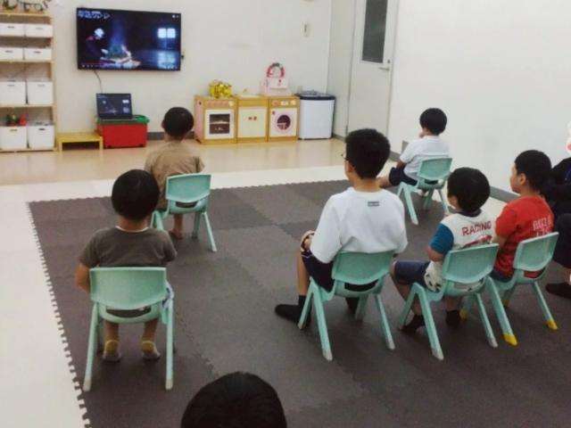 【児童発達支援管理責任者】多機能型施設/週休2日制/日祝休み◎/発達の土台を育てる身体アプローチ♪/発達指標を用いた療育＆専門プログラムで成長を支援/月給25万円～/正社員/資格必須