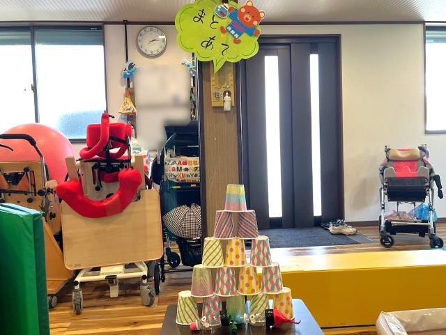 【児童指導員】重症心身障害児施設/年間休日113日◎/残業ほぼなし/木漏れ日のように温かく優しい空間で、子どもたちのおだやかな成長をはぐくむ♪/月給19万円～/正社員/資格必須の写真5枚目