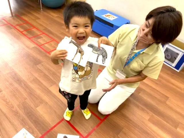 【看護師/准看護師】重症心身障害児施設/土日休み◎/事業拡大中！目指せるキャリアアップ/充実の研修×多職種連携で専門的なリハビリと療育を♪/月給25万円～/正社員/資格必須の写真1枚目