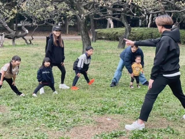 【臨床心理士/公認心理師】多機能型施設/完全週休2日制/送迎なし◎/運動と遊びで「楽しい」を輝かせる♪/個性と発達段階に応じた愛情たっぷりの総合療育/月給26万円～/正社員/資格必須