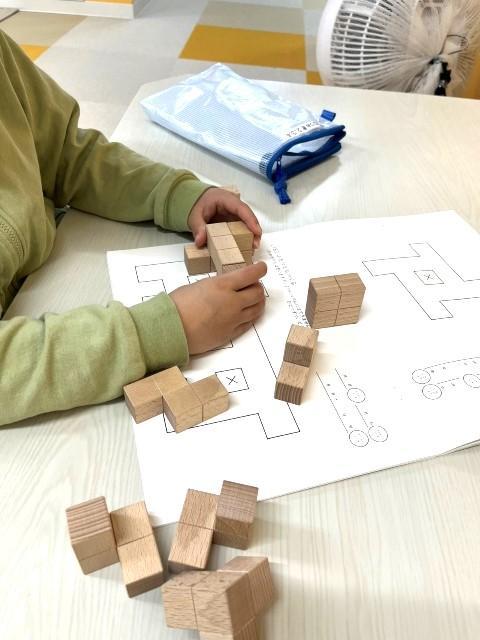 【児童指導員】月給21.5万円～/多機能型施設/日曜休み◎/残業ほぼなし/未経験OK！/少人数での療育が特徴/「音楽・言語・学習」3つの柱でトータルな成長を支援♪/正社員/資格必須の写真6枚目