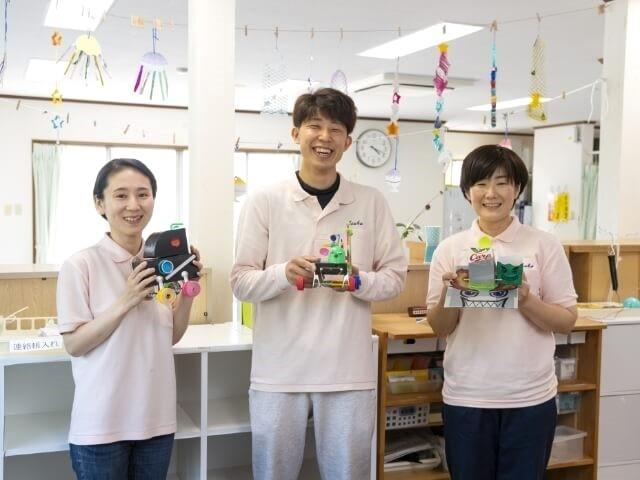 【児童指導員】月給18.6万円～/児童発達支援/残業ほぼなし◎/研修・資格取得支援あり/託児所完備/経験5年以上/「やってみたい！」と感じる遊びや活動を提供♪/正社員/資格必須の写真6枚目