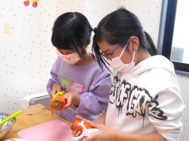 【保育士】＼高待遇♪／多機能型施設/月給25.6万円～/年間休日120日/約15か所で展開中！豊富なノウハウが学べる研修充実◎/学習・運動・社会活動と多彩な支援が特徴♪/正社員/資格必須の写真1枚目