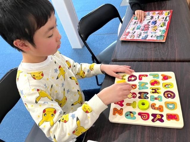 【保育士】＼高待遇♪／放課後等デイサービス/月給27.1万円～/5連休可/研修＆OJT充実◎/「専門スキル＋α」をもつ療育のプロへ♪/正社員/資格必須の写真1枚目