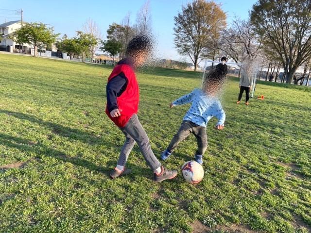 【保育士】＼高待遇♪／多機能型施設/月給35万円～/残業ほぼなし◎/サッカー未経験・子育て中のスタッフも活躍中♪/サッカーで子どもたちの成長をサポート！/正社員/資格必須の写真2枚目