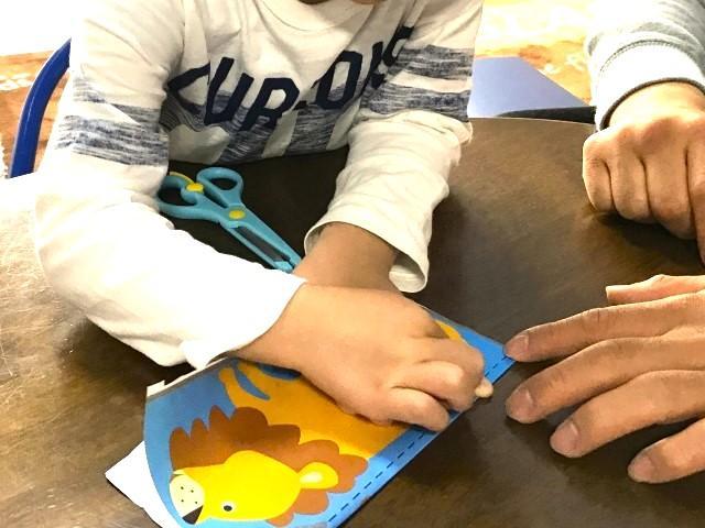 【保育士】多機能型施設/日祝休み◎/週休2日制/残業ほぼなし/さまざまな発見と体験を子どもたちに！/楽しく成長できるプログラムを提供します♪/月給18万円～/契約社員/資格必須の写真2枚目