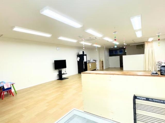 【児童指導員】重症心身障害児施設/年間休日120日以上◎/日祝休み/月給25万円～/「できた」や「出会い」にこだわるプログラム♪/家族単位の支援で成長をサポート/正社員/資格必須