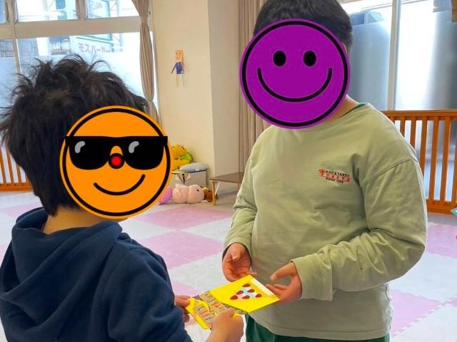 【保育士】放課後等デイサービス/日曜休み/週3日5時間～勤務可◎/少人数制の個別療育・学習支援・季節ごとの活動を通じて、入園前の練習に♪/時給1,075円～/パート・アルバイト/資格必須の写真4枚目