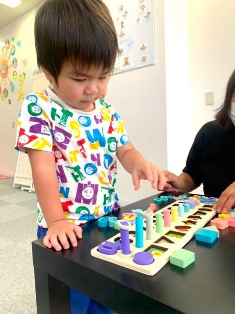 【保育士】児童発達支援/土日祝休み＆残業ほぼなし◎/運動や音楽、身辺自立など、発達支援の5領域に基いたプログラムが特徴♪/月給23万円～/正社員/資格必須の写真5枚目