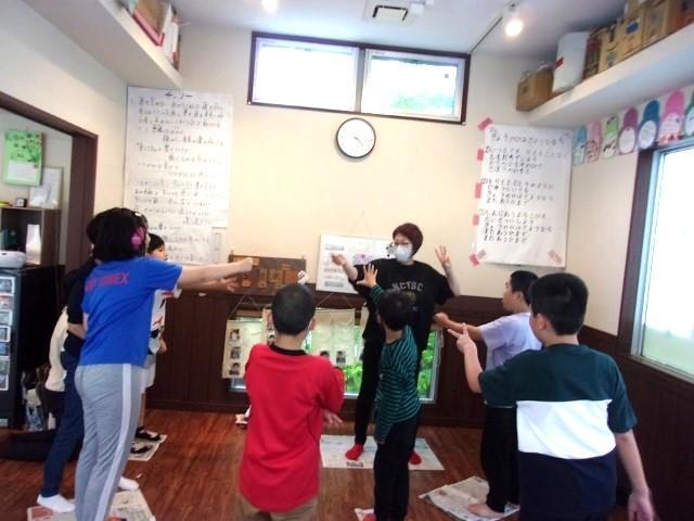 【保育士】放課後等デイサービス/パート・バイト/資格必須/時給1,300円～/午後のみ勤務◎/風通しの良い社風/「おともだち」と多彩な「遊び」で成長をサポート♪の写真3枚目