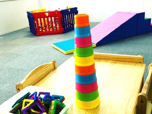 【保育士】放課後等デイサービス/日曜休み＆残業ほぼなし◎/運動や音楽、身辺自立など、発達支援の5領域に基いたプログラムが特徴♪/月給23万円～/正社員/資格必須