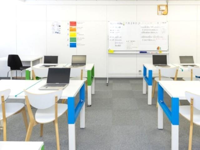 【理学療法士】放課後等デイサービス/正社員/資格必須/月給21.5万円～/週休2日制/日祝休み♪/残業ほぼなし/ユニークな勤務＆休暇制度◎/プログラミング療育で好きを伸ばす！