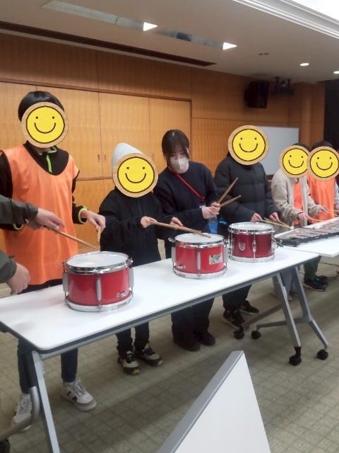 【臨床心理士/公認心理師】放課後等デイサービス/日祝休み/育休取得実績あり/専門スキルを取り入れた個別・集団療育/夢に向かって羽ばたくための支援/月給23.5万円～/正社員/資格必須の写真1枚目