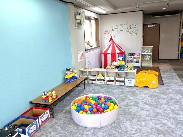 【児童指導員】児童発達支援/週休2日制/平日はゆっくり10:45始業♪/公園や商店街での療育プログラムも活発！地域全体で成長を支援◎/月給22.3万円～/正社員/資格必須の写真9枚目