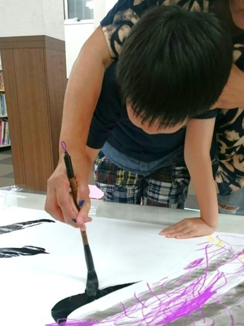 【児童指導員】多機能型施設/週3日～勤務OK◎/音楽療法をメインとしたプログラムを実施♪/ありのままの姿をあたたかく見守る支援/時給1,116円～/パート・アルバイト/資格必須の写真2枚目