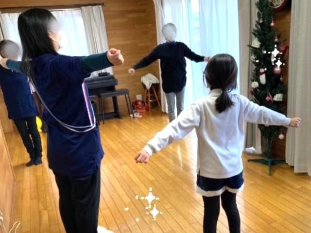 【児童指導員】放課後等デイサービス/パート・アルバイト/資格必須/時給1,085円〜/週3日4.5時間～勤務OK♪/運動・音楽・ダンスがメインの療育♪楽しみながら心と体を育てる◎の写真5枚目