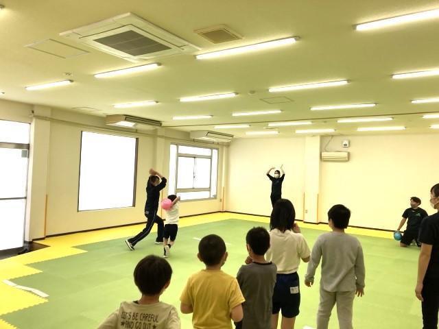 【作業療法士】多機能型施設/パート・アルバイト/資格必須/時給1,100円～/週2日～勤務OK！/運動療育メインの施設◎/個性を大切に、一人ひとりの光りかがやく人生をサポート♪