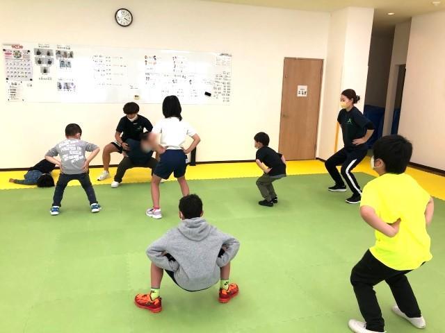 【理学療法士】多機能型施設/週2日～勤務OK！/運動療育メインの施設◎/個性を大切に、一人ひとりの光りかがやく人生をサポート♪/時給1,100円～/パート・アルバイト/資格必須の写真2枚目