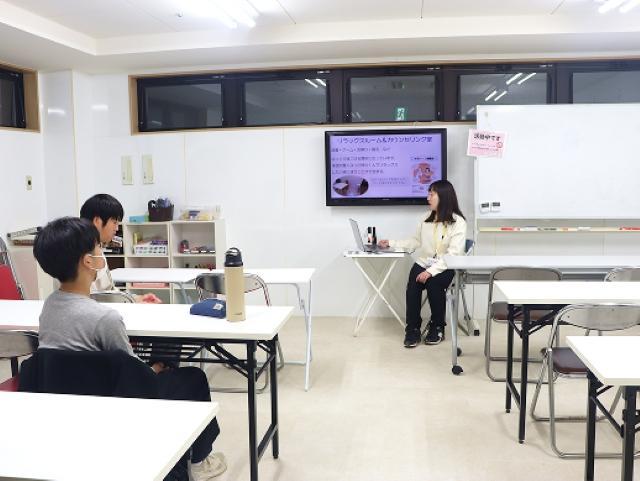 【言語聴覚士】放課後等デイサービス/月9日休み/産休・育休取得実績あり/送迎なし◎/子どもたちと悩みを共有し、自己有能感をはぐくむ支援♪/月給21.5万円～/正社員/資格必須の写真1枚目