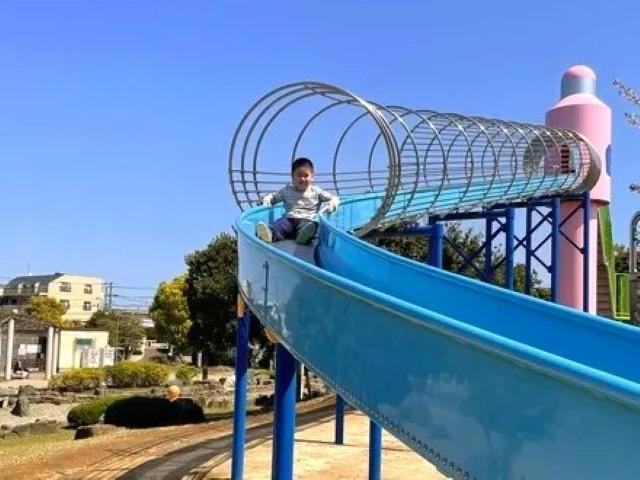 【保育士】放課後等デイサービス/日曜休み＆残業ほぼなし◎/「オーダーメイド×学習・運動・創作活動」で未来へキラキラと輝ける成長を♪/研修充実/月給24万円～/正社員/資格必須の写真1枚目