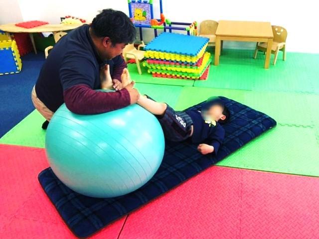 【児童指導員】放課後等デイサービス/日曜休み◎/残業ほぼなし/未経験可/一人ひとりのペースを大切に、子どもたちのできることを増やしていく支援♪/月給21万円/正社員/資格必須の写真7枚目