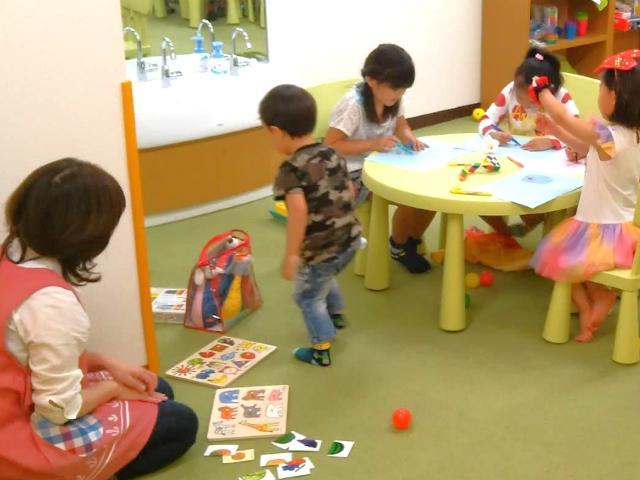 【理学療法士】多機能型施設/土日休み◎/完全週休2日制/残業ほぼなし/未経験可/全国展開中の大手FC/豊富なノウハウ・充実の研修でさらに成長も♪/月給24.5万円～/正社員/資格必須