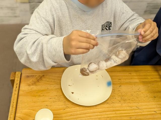 【保育士】多機能型施設/完全週休2日制/残業ほぼなし/未経験可/希望休OK！/未来を見据えた土台型療育/専門的な視点と技術で成長をサポート♪/月給24万円～/正社員/資格必須の写真10枚目