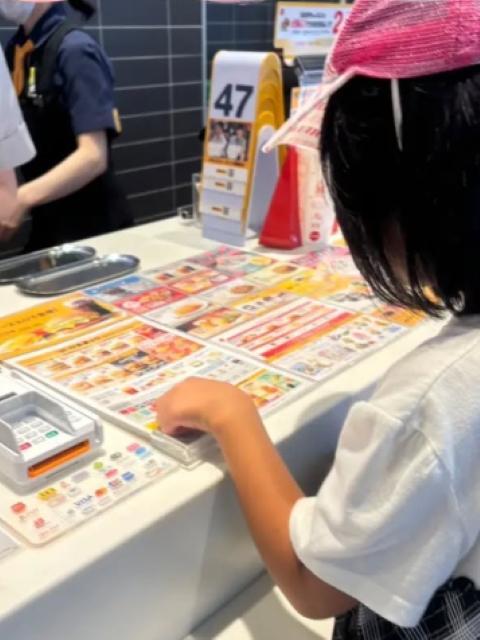 【児童指導員】放課後等デイサービス/週休2日制/日曜休み◎/残業ほぼなし/子ども一人ひとりに合わせたプログラム♪/最適な学びの環境と自立支援を提供♪/月給21万円～/正社員/資格必須の写真3枚目