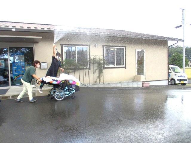 【保育士】重症心身障害児施設/土日祝休み/年間休日130日◎/子どもとご家族のおだやかな生活をサポート♪/笑顔を絶やさない支援を目指しています！/月給21万円～/正社員/資格必須の写真2枚目