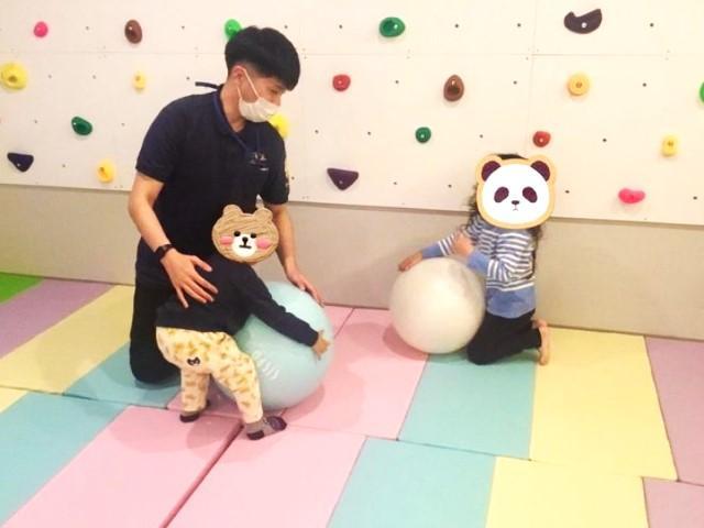 【保育士】多機能型施設/年間休日120日以上！/日曜休み/ブランク可◎/全国300施設以上を展開中のFC/個別対応で自発的な活動を支援♪/月給20万円～/正社員/資格必須の写真2枚目