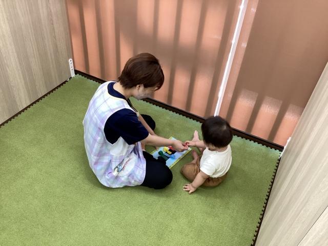 急募【児童指導員】多機能型施設/年間休日120日◎/日祝休み/残業ほぼなし/挑戦する気持ち＆継続を重視した療育/どこにいても自分らしく過ごせるように♪/月給24万円～/正社員/資格必須