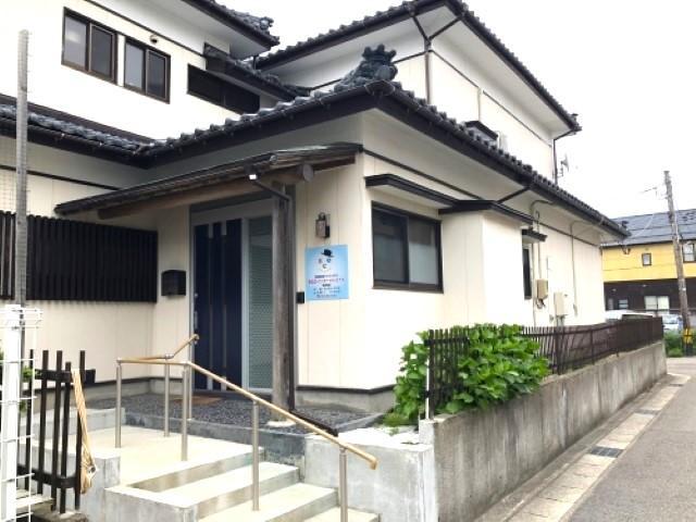 【児童指導員】多機能型施設/年間休日110日/日曜休み/残業ほぼなし◎/海外研修を通じてスタッフもスキルアップ！子どもたちには語学力を♪/月給17万円～/正社員/資格必須の写真7枚目