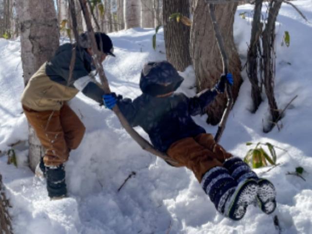 【児童発達支援管理責任者】多機能型施設/日月休み/完全週休2日制◎/森に囲まれた環境で安心とあたたかさを提供/子どもの選択と経験を見守る療育♪/月給22.4万円〜/正社員/資格必須
