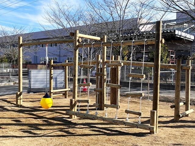 【児童指導員】児童発達支援/土日休み◎/残業ほぼなし/産・育休取得実績あり/畑・生き物の飼育など自然豊かな環境に触れて、五感をはぐくむ療育♪/月給20万円～/正社員/資格必須の写真4枚目