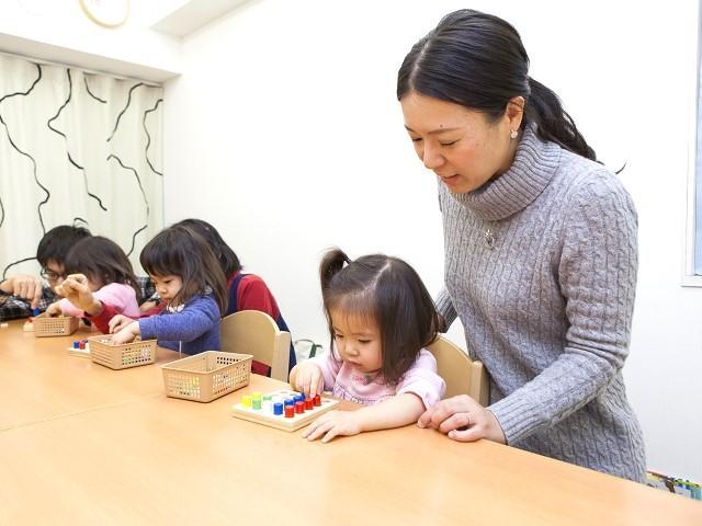 【児童指導員】多機能型施設/年休120日/送迎なし/児童福祉施設・幼稚園等で5年以上の経験ある方歓迎！/年間300以上の研修でさらに療育のプロへ♪/月給27万円～/正社員/資格必須の写真3枚目