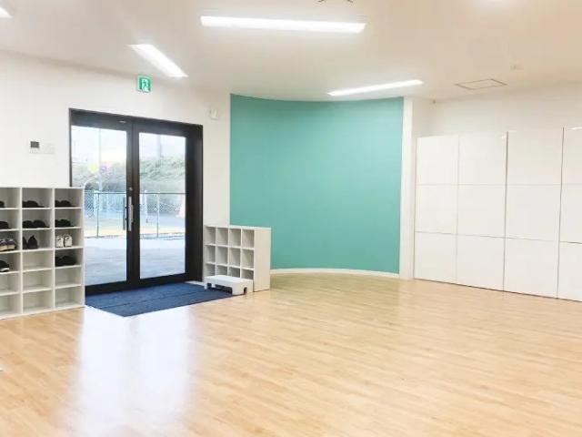 【児童指導員】放課後等デイサービス/年間休日115日/土日休み◎/デジタル教材を使った学習支援がメイン♪/楽しく学べる環境で成長をサポート！/月給21.1万円～/正社員/資格必須の写真5枚目