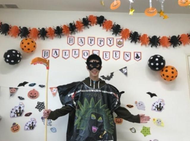 【児童指導員】放課後等デイサービス/年休110日◎/日曜休み/育休取得実績あり/子どもたちが夢を叶えるための通過点♪/エンジョイできる活動の場を提供/月給20万円～/正社員/資格必須