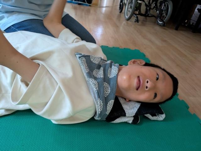 【児童指導員】重症心身障害児施設/週休2日制◎/住居・家族手当あり/「生まれてきてよかった」と思える人生を送るためのお手伝い/笑顔が絶えない施設♪/月給18万円～/正社員/資格必須の写真4枚目