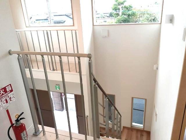 【児童指導員】重症心身障害児施設/土日休み/残業ほぼなし/年休120日/当事者視点を大切にした、真のニーズを把握する支援◎/月給22.5万円～/正社員/資格必須の写真1枚目