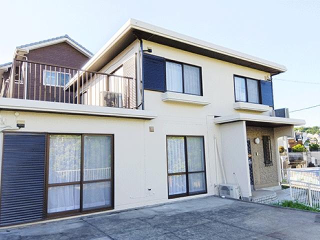 【サービス管理責任者】共同生活援助/週休2日制◎/マイカー通勤可/閑静な住宅街にある穏やかな施設/生きる希望や目標を見つけるためのサポートを♪/月給29.7万円～/正社員/資格必須