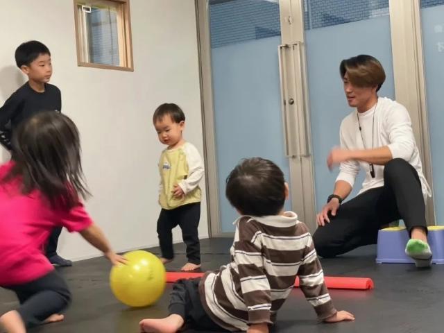 【言語聴覚士】多機能型施設/完全週休2日制/送迎なし◎/未経験可/運動と遊びで「楽しい」を輝かせる♪/個性と発達段階に応じた愛情たっぷりの総合療育/月給26万円～/正社員/資格必須の写真3枚目