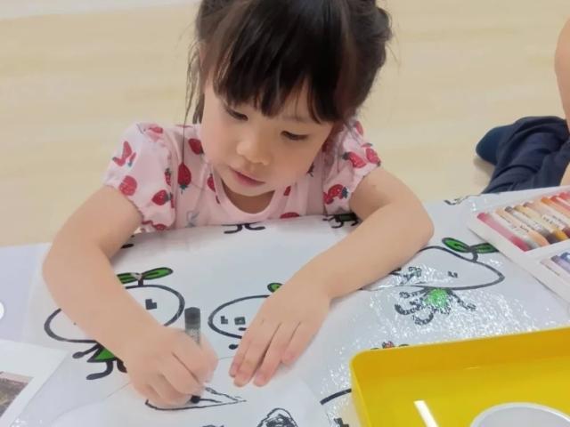 【作業療法士】多機能型施設/土日休み◎/年休120日以上/未経験可/研修＆フォロー体制あり/子どもたちと丁寧にふれあうことで可能性を広げていく療育♪/月給27万円～/正社員/資格必須の写真1枚目