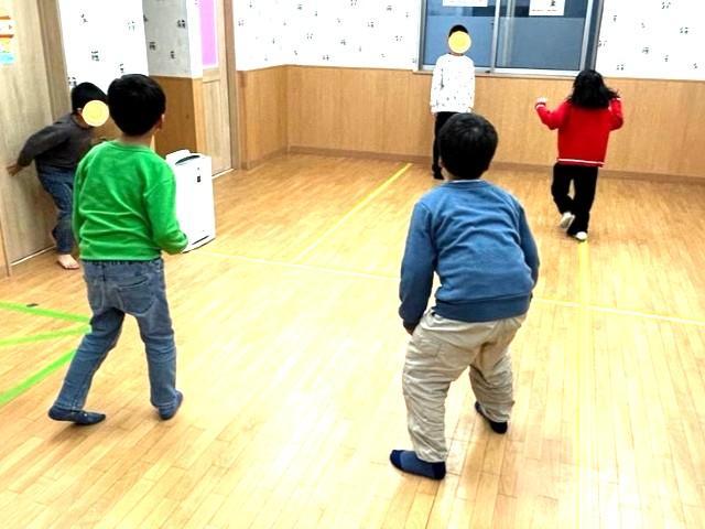 【保育士】放課後等デイサービス/年休114日/日祝休み/一人ひとりに合わせた療育で「えがおのわ」をつくる♪/働きやすい企業として埼玉県認定◎/月給23.9万円～/正社員/資格必須の写真2枚目