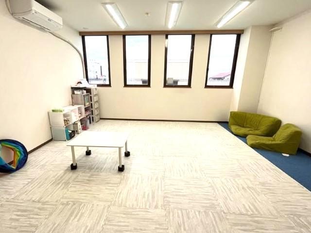 【児童指導員】児童発達支援/正社員/資格必須/月給23万円～/年休125日/日祝休み/楽しさ重視の運動療育をメインに実施◎/「できない・苦手」を「できる！・楽しい」へ♪の写真9枚目