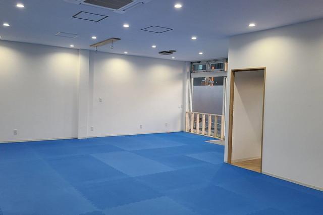 【心理学科卒の方歓迎！】多機能型施設/日曜休み＆年間休日120日◎/月給25.1万円～/キャリア支援あり/専門スタッフ多数在籍！幅広い分野が学べる運動特化型施設♪/正社員/資格必須の写真10枚目