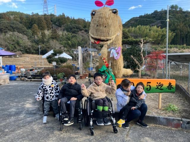 【児童指導員】重症心身障害児施設/年休125日/土日祝休み◎/医療的ケアとリハビリによる、心に寄り添った療育♪/地域社会での健やかな営みを支援/月給19万円～/正社員/資格必須の写真6枚目